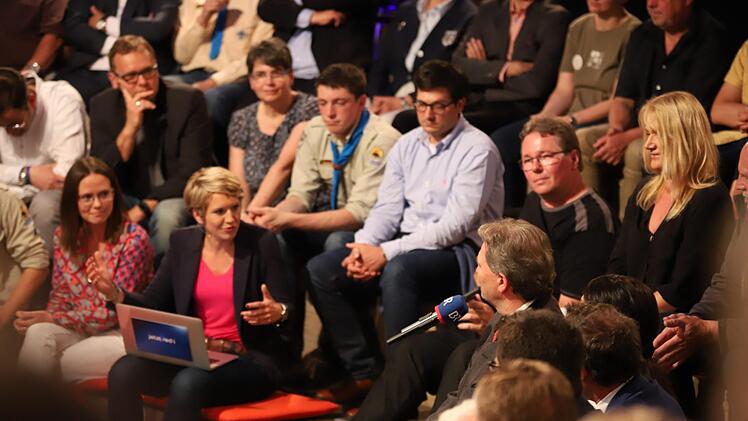 Die Fernsehsendung "Jetzt red i" war zu Gast in Kronach. Foto: Marian Hamacher