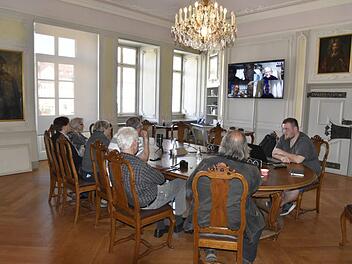 Diskutanten bei der ersten Skypekonferenz des Städtepartnerschaftsvereins Coburg Foto: David Schmitt