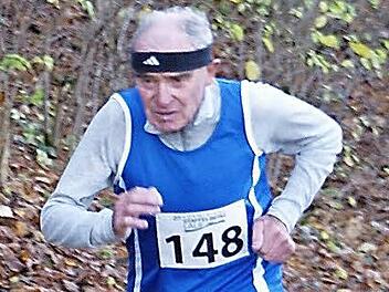 Alfred Zach beim Staffelberglauf im Jahr 2013 Foto: Mario Deller