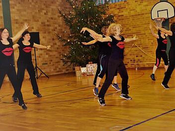 Voll in ihrem Element war die Fitnessgymnastik-Sparte Foto: Gerd Fleischmann