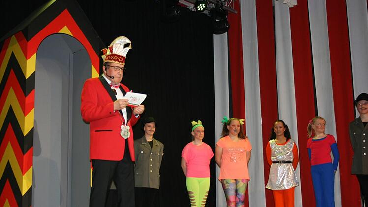 Sitzungspräsident Thomas Auer philosophierte über die Freiheit. Foto: Maria Löffler