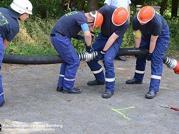 Stegaurach: Bei 36 Grad Celsius - Junge Feuerwehrler treten Kreisjugendleistungsmarsch an