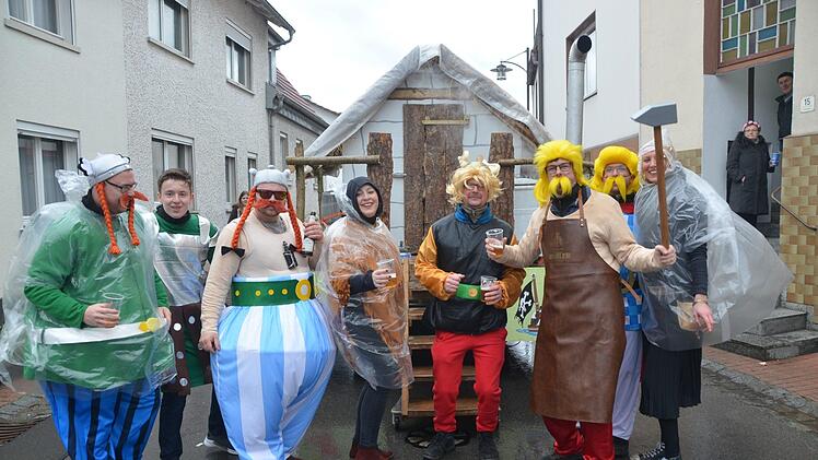 Eindrücke vom Steinacher Faschingszug. Foto: Peter Rauch