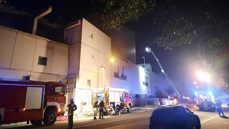 Feuer im Atrium