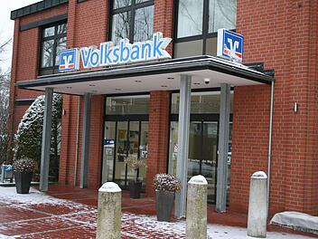 Schlie&szlig;f&auml;cher in Bank in Stuhr aufgebrochen