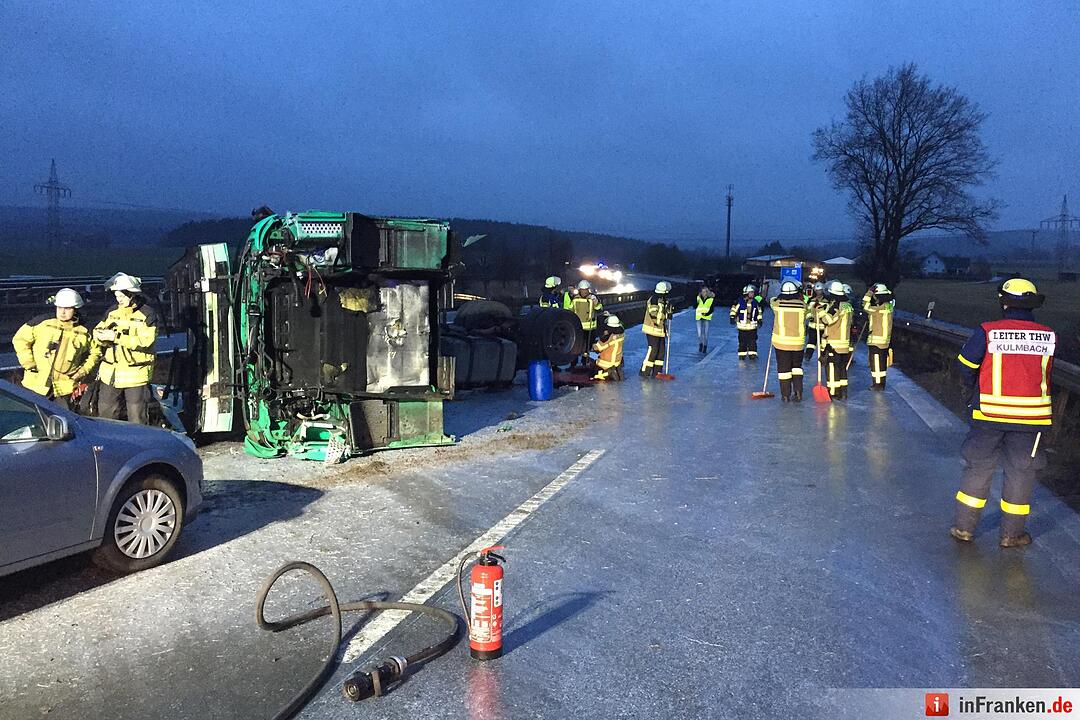Milchlaster verunfallt auf der A70