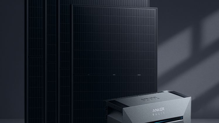 Balkonkraftwerk-Set: Vier Solarmodule mit Anker Solarbank 3 Pro