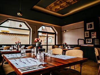Hallstadt: Bamberger Gastronomen eröffnen neues Restaurant "Jamas" - das bietet der Grieche