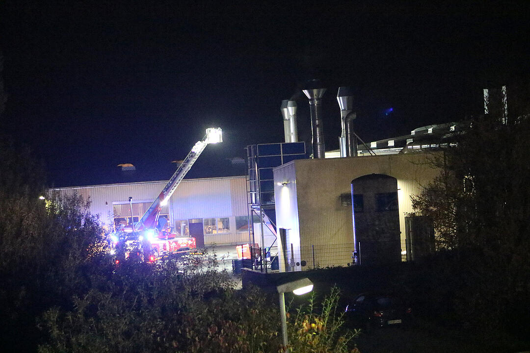 Rödental: Großbrand in Recycling-Betrieb