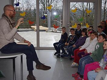 Am Mittwoch war Thilo zu Gast an der Grundschule Wilhelmsthal. Foto: Heike Schülein