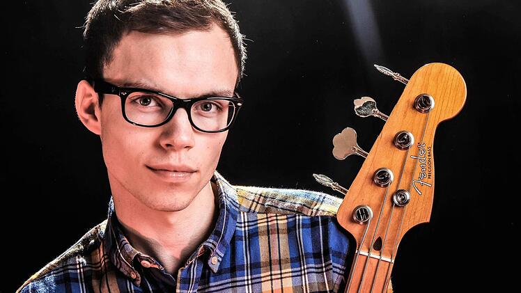 Georg Stirnweiß aus Forchheim gewann mit seiner Band "Dexico" den Preis für die "Beste Popband 2015". Foto: Tom Schneider