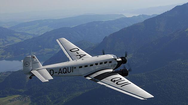 Im Jahr 2018 startet der legend&auml;re Flugzeug-Oldtimer  Ju 52 zu zahlreichen Fl&uuml;gen von N&uuml;rnberg und anderen St&auml;dten. Die Tickets sind hei&szlig; begehrt. Foto: Joe Rimensberger/ Deutsche Lufthansa Berlin-Stiftung