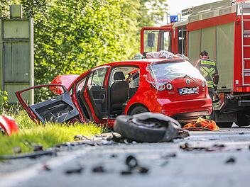 Frontalzusammensto&szlig; auf der B14