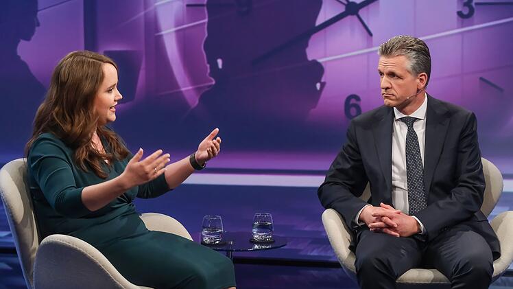 830.000 Aufstocker vergessen? Ricarda Lang widerlegt eine Aussage von Thorsten Frei prompt.