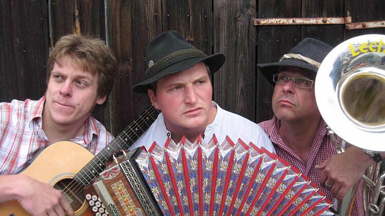 Treten beim Dorffest in Eltingshausen auf: Das original fränkische Trio Spilk. Foto: Spilk