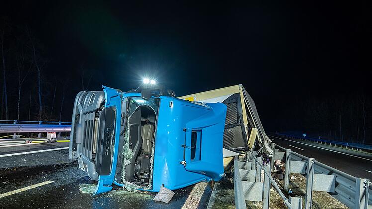Schwerer Lkw-Unfall auf A73 im Kreis Coburg