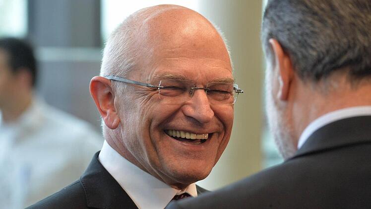 Günther Denzler wurde am Montag verabschiedet. Foto: Ronald Rinklef