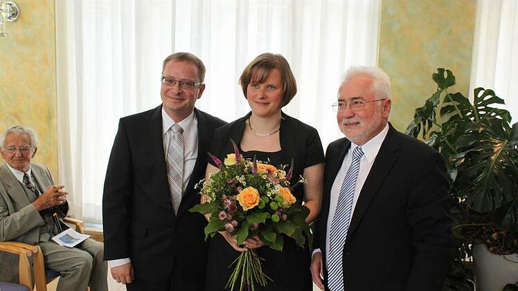 Udo und Kerstin Braunersreuther mit Präsident Erwin Horak (rechts)