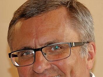 Alexander Muthmann stellte bei den FDP-Sommergespr&auml;chen wichtige Fragen. Foto: Uschi Prawitz