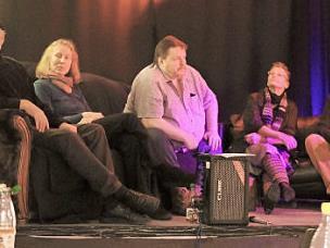 "Brauchen wir noch Werte?" Über diese Frage diskutierten (von links) Moderator Wolfgang Martin, Sigrun Wagner, Uli Burdzig, Edina Thern und Roland Friedrich. Foto: Klaus Klaschka