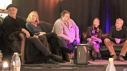 "Brauchen wir noch Werte?" Über diese Frage diskutierten (von links) Moderator Wolfgang Martin, Sigrun Wagner, Uli Burdzig, Edina Thern und Roland Friedrich. Foto: Klaus Klaschka