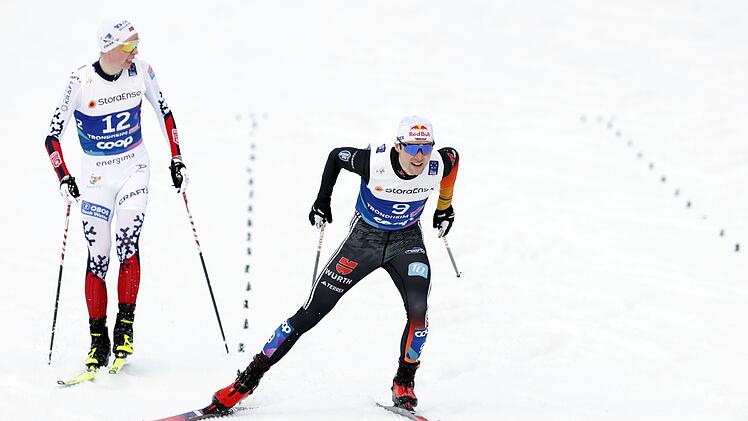 Vinzenz Geiger, hier bei der Nordischen Ski-WM 2025 in Trondheim, brach bei der Langlauf-Entscheidung in der Nordischen Kombination ein und sorgte f&uuml;r einen echten "Behle-Moment".