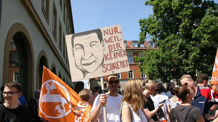 Demonstration gegen das geplante Polizeiaufgabengesetz am 12. Mai 2018 in Bamberg. Foto: Werner Baier