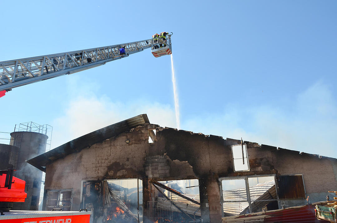 Feuer auf Aussiedlerhof