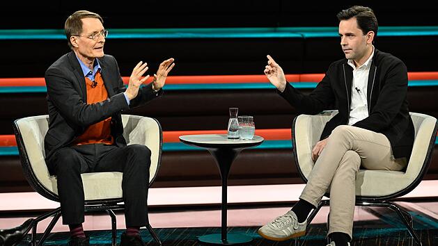 Am Dienstagabend stritten SPD-Politiker Karl Lauterbach (links) und der Chef der Jungen Union, Johannes Winkel, um das geplante Rentenpaket der Regierung.
