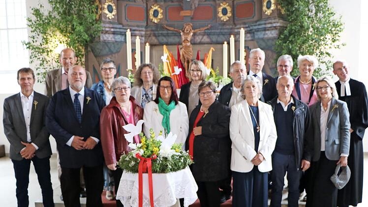 Die Goldene Konfirmation feierten die Männer und Frauen, die vor 50 Jahren ihre Konfirmation hatten.