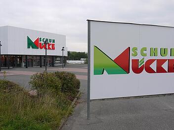 Noch ist's ruhig auf dem Parkplatz - aber nicht mehr lange.