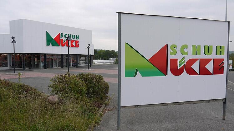 Noch ist's ruhig auf dem Parkplatz - aber nicht mehr lange.