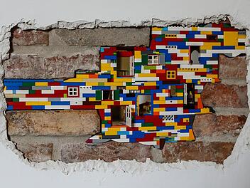 Der Legostein als Lückenfüller  Foto: Matthias Hoch