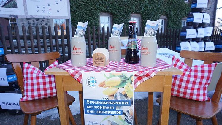 Tischlein deck dich am Kreuzberg: Für eine Öffnungsperspektive mit Sicherheit und Lebensfreude.  Foto: Marion Eckert