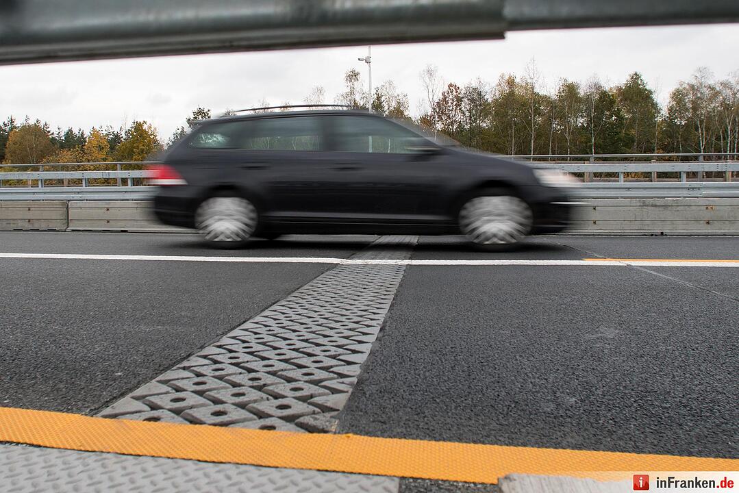 "Intelligente" Autobahnbrücke bei Nürnberg an zwischen A3 und A9
