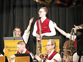 Der Bass-Posaunist Emmo Lochner wurde nach seinem Solovortrag umjubelt.  Foto: Jan Korporaal