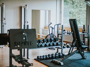 Riesiges Physiotherapie-Zentrum in Bad Berneck eröffnet - mit Fitnessräumen für alle