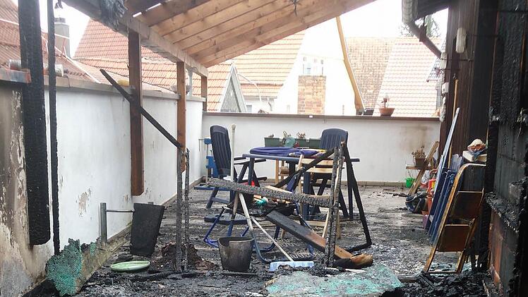 Blick auf den Balkon aus der Küche Nehlert und Seitz Foto: Stefanie Karl