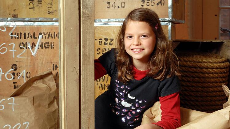 Chuba spielte unter dem Namen Nina Flynn von 2008 bis 2010 Marie Krogmann in der KiKa-Serie "Die Pfefferkörner".