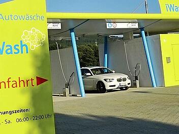 Der Gemeinderat Stockheim bleibt bei seinem Nein zu Autowaschen an Sonn- und Feiertagen im Gemeindegebiet. Foto: Archiv, K.-H. Hofmann