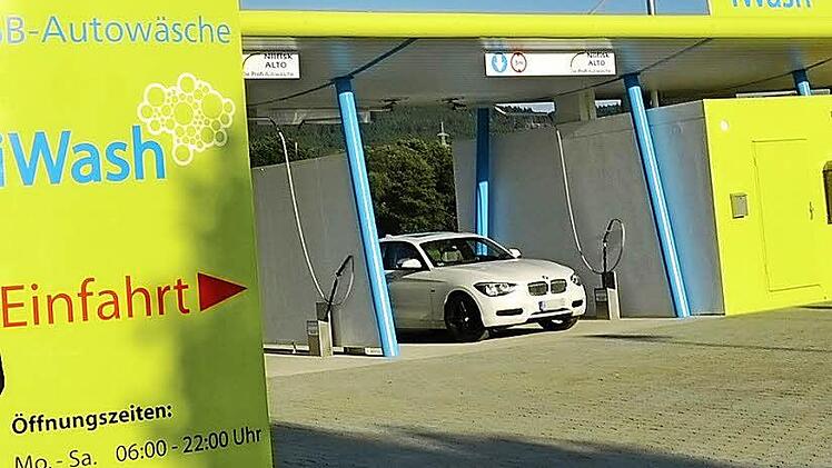 Der Gemeinderat Stockheim bleibt bei seinem Nein zu Autowaschen an Sonn- und Feiertagen im Gemeindegebiet. Foto: Archiv, K.-H. Hofmann