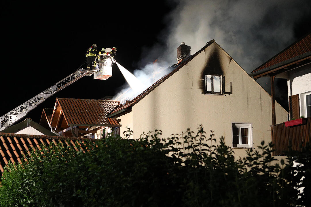 Gunzenhausen: Hoher Schaden bei Dachstuhlbrand