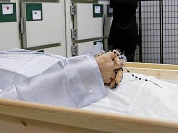 Lebendig begraben zu werden, gehört zu den menschlichen Urängsten.   Foto: Oliver Stratmann/dpa