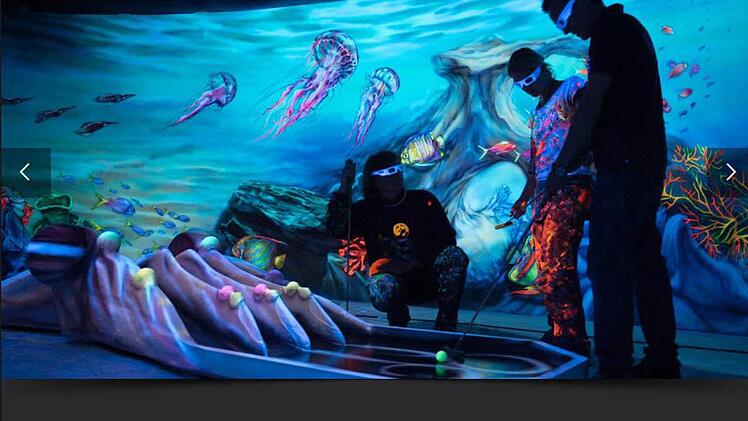 Screenshot: http://www.schwarzlichtfabrik.de/