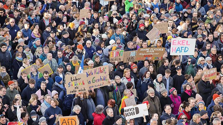Demonstrationen gegen Rechtsextremismus
