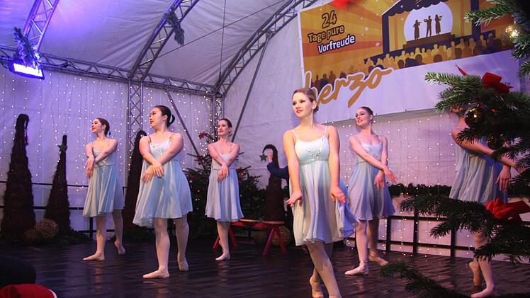 Das Tanzhaus Nürnberg war hinter dem 7. Türla.     Foto: Richard Sänger