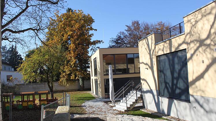 In der Bischberger Awo-Kita soll ein angehender Erzieher Kinder im Alter von vier bis Jahren missbraucht haben. Nun muss er sich wegen sexuellen Missbrauchs in insgesamt 16 Fällen vor dem Landgericht Bamberg verantworten. Foto: Annette Schreiber