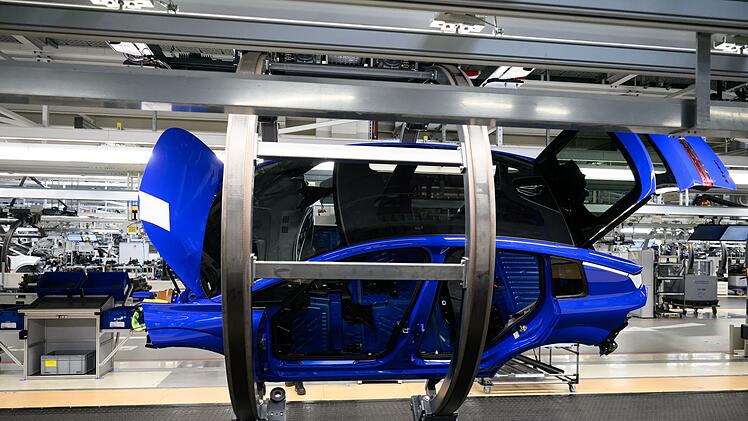 Produktion des Audi A2 e-tron