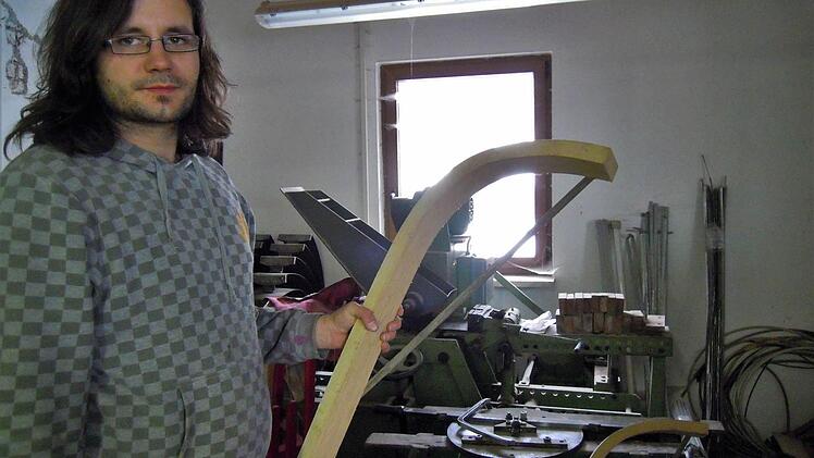 Schlittenherstellung in Leubach. Foto: Julia Raab