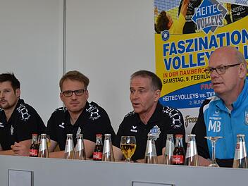 Stellten die Pläne in Bamberg vor, von links: Kapitän Sebastian Richter, Trainer Marco Donat, Manager Rolf Werner und der Hammelburger Vorstandssprecher Matthias Benner Felix Mock